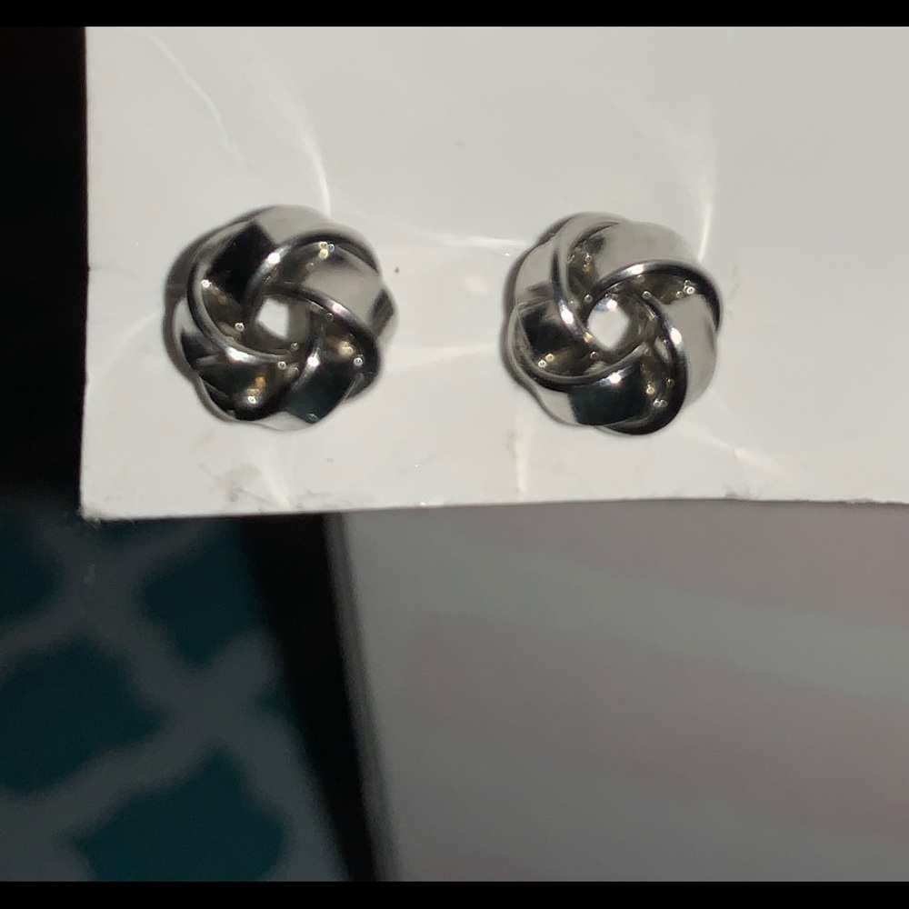 Silver love knot studded earrings (NWOT)